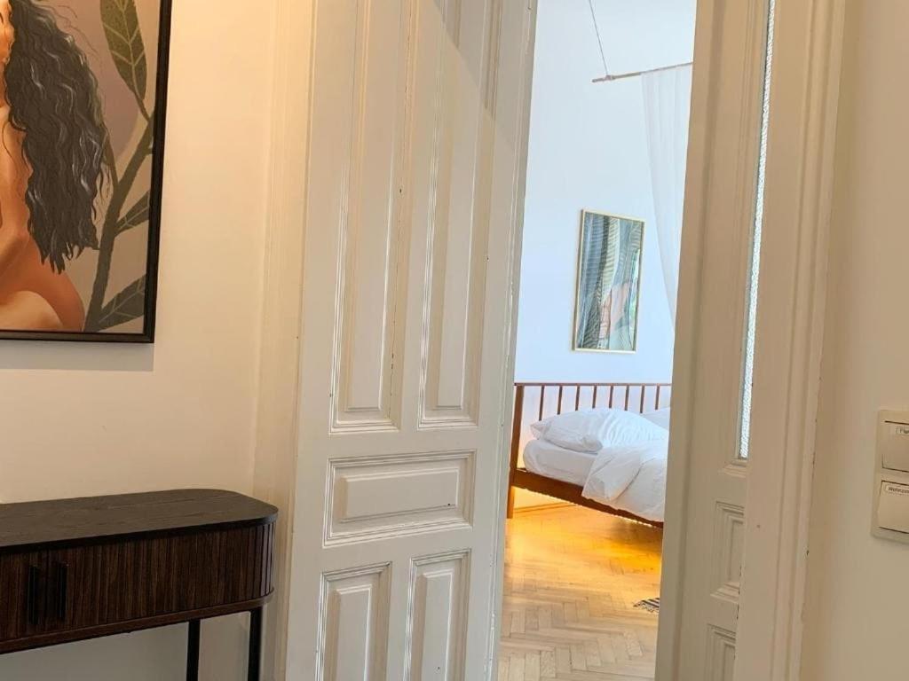 Apartment & Modern With Balcony Vienna